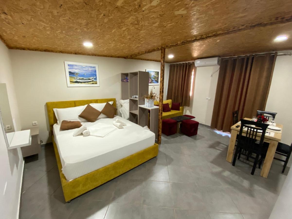 Full Moon Apartments Ксаміл Екстер'єр фото